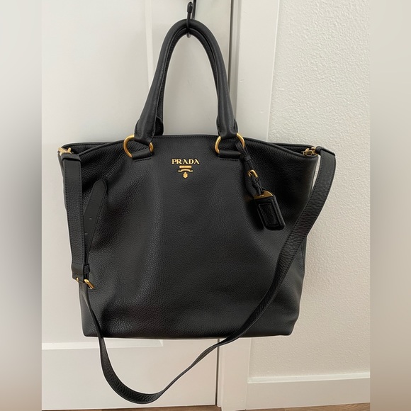 Prada Leather Tote Black, 💯 Authentic - Picture 2 of 10
